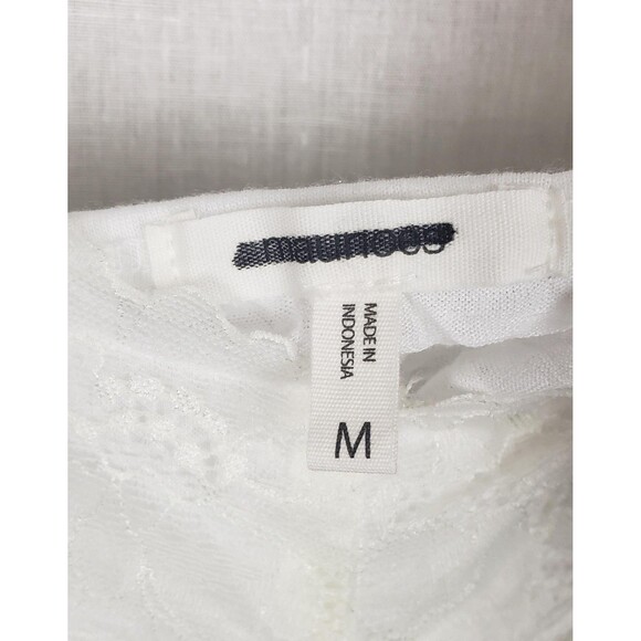 Maurices Camisole Womens M Crinkly White‎ Lace Trim Sleeveless Tank Top Lingerie - Picture 4 of 10